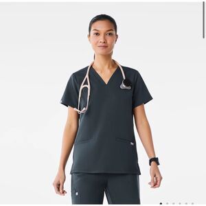 Figs Women's Short Sleeve Tee - Dark Gray